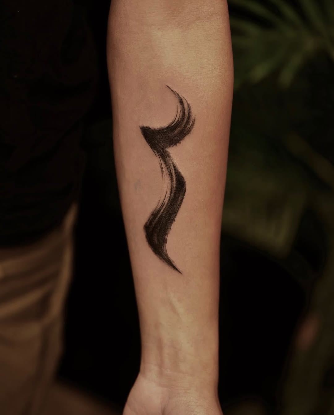 Tattoo by @d.w._modoink — blackwork, illustrative