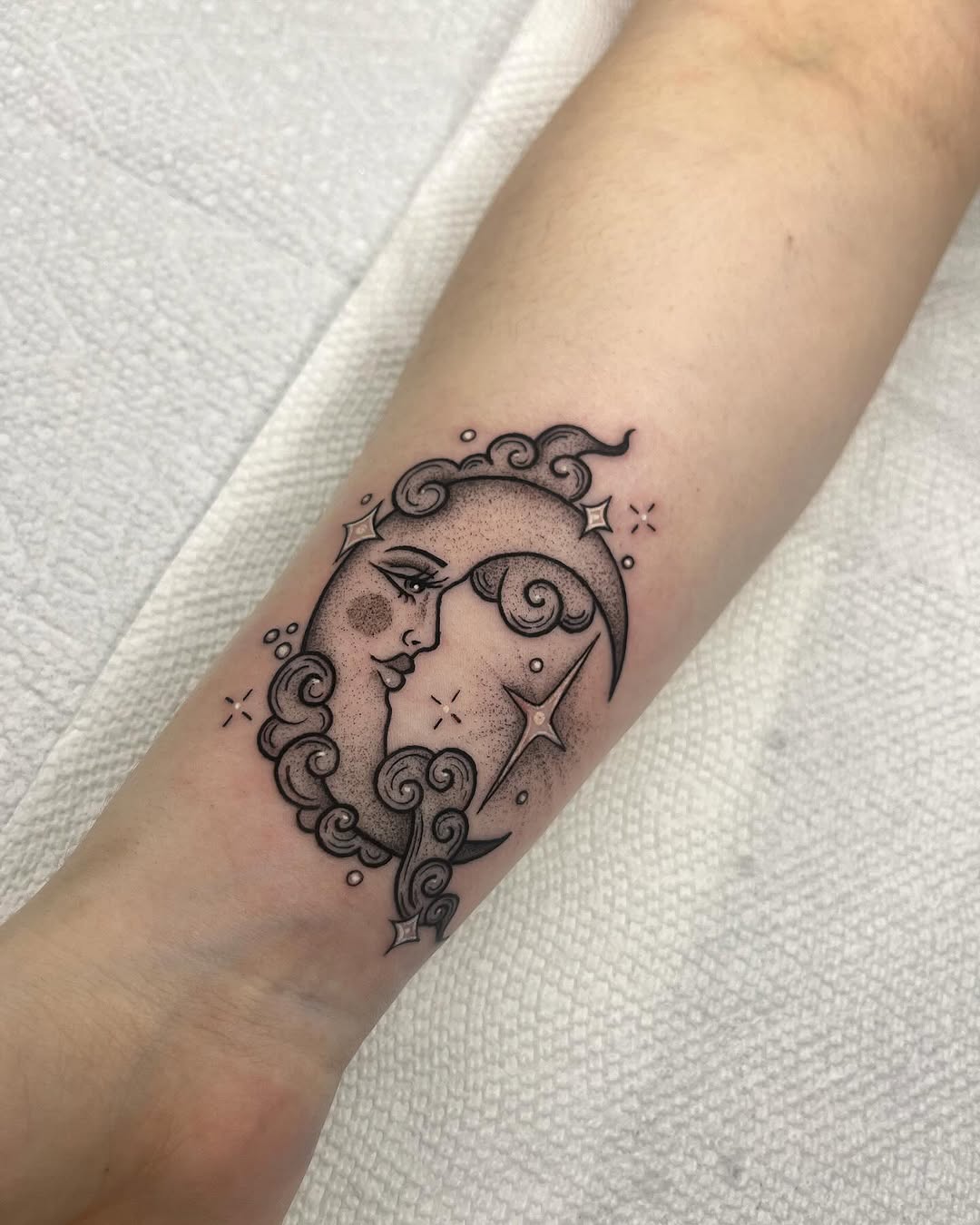 Tattoo by @the.ink.vvitch — black_and_grey, fine_line