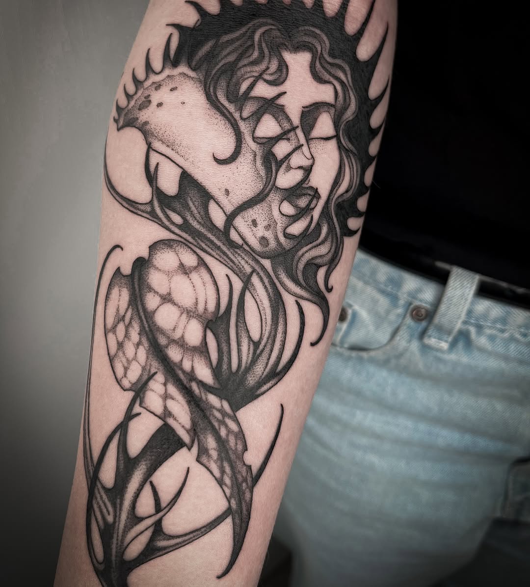 Tattoo by @arterego.ttt โ black_and_grey, illustrative