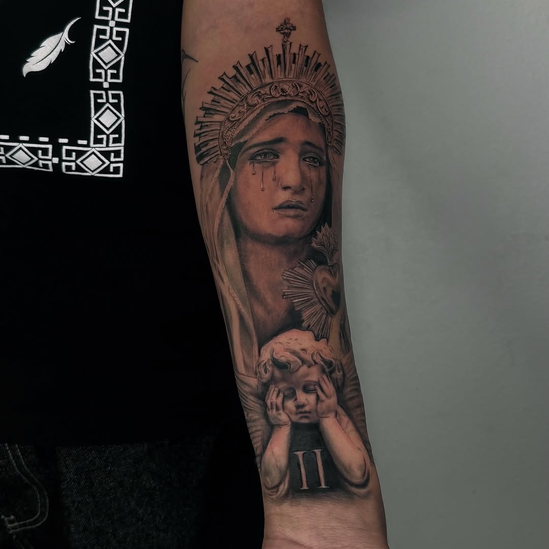 Tattoo by @tatt2dlaluna — realism, black_and_grey
