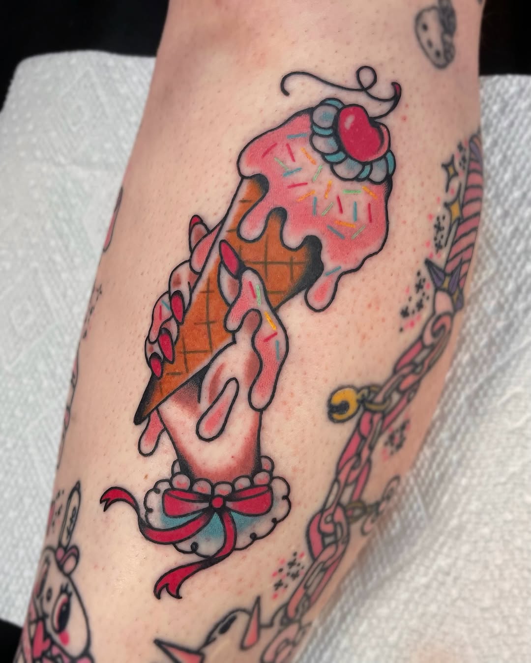 Tattoo by @anabellmorotattoos — american_traditional