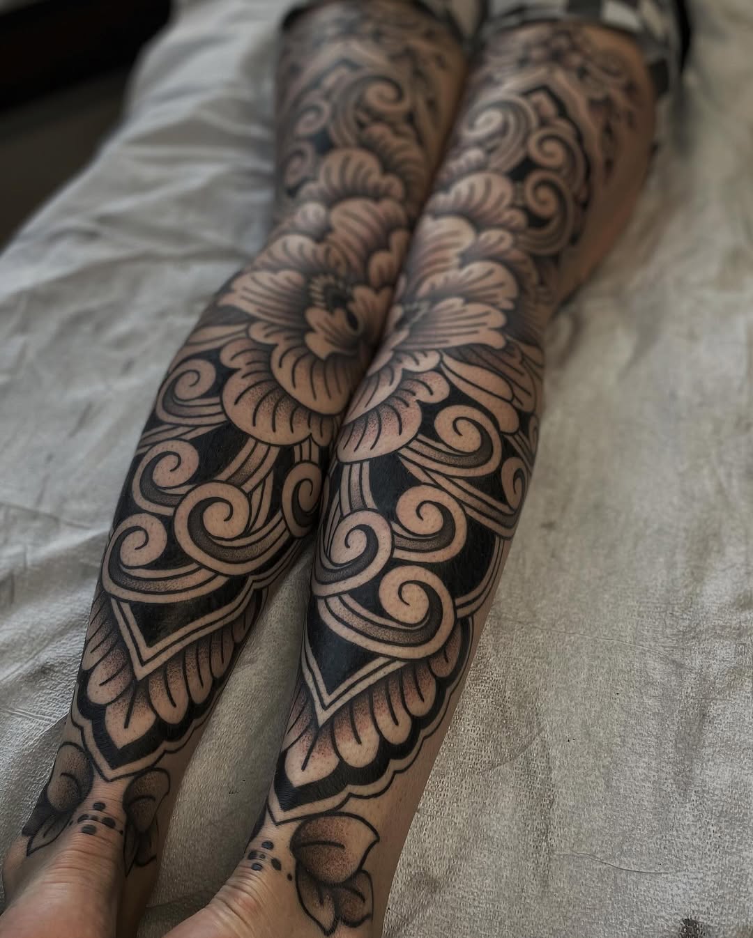 Tattoo by @veronicamussertattoo — black_and_grey, ornamental