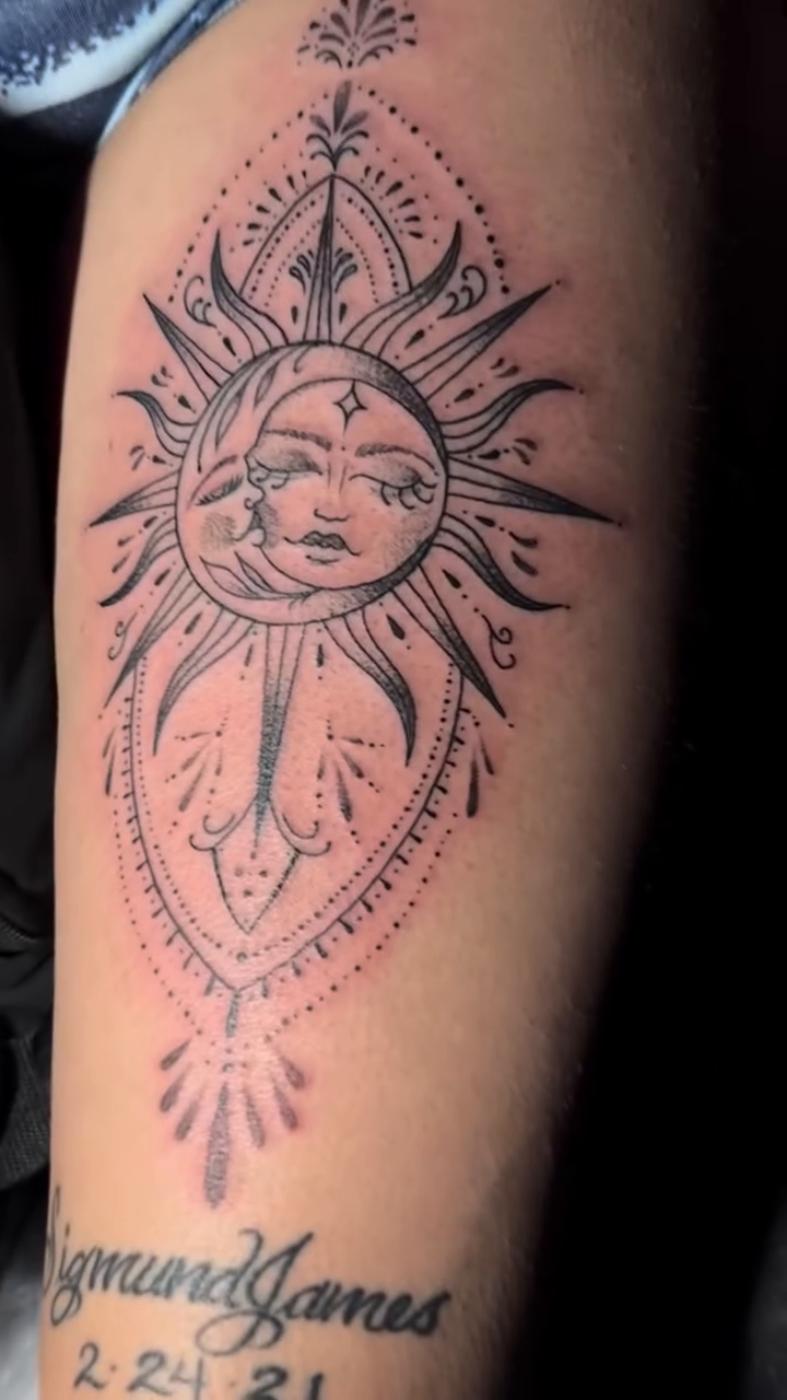 Tattoo by @chicago_inkslinger — fine_line, dotwork