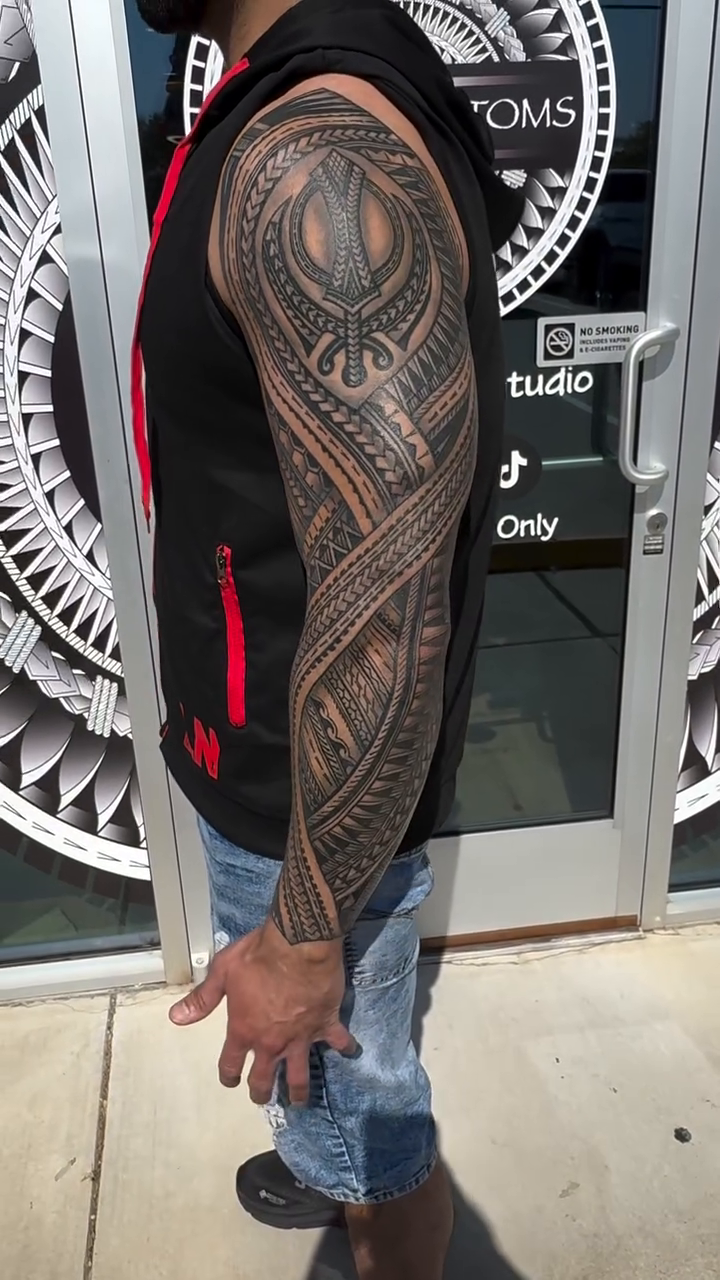 Tattoo by @nui_nui_customs — tribal