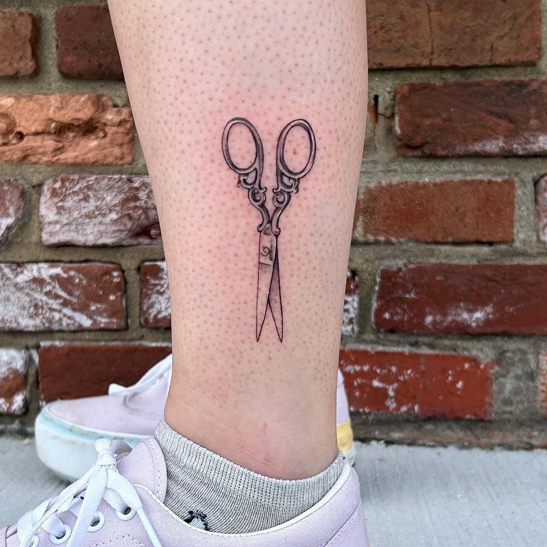 Tattoo by @bog.witch.arts โ fine_line, black_and_grey