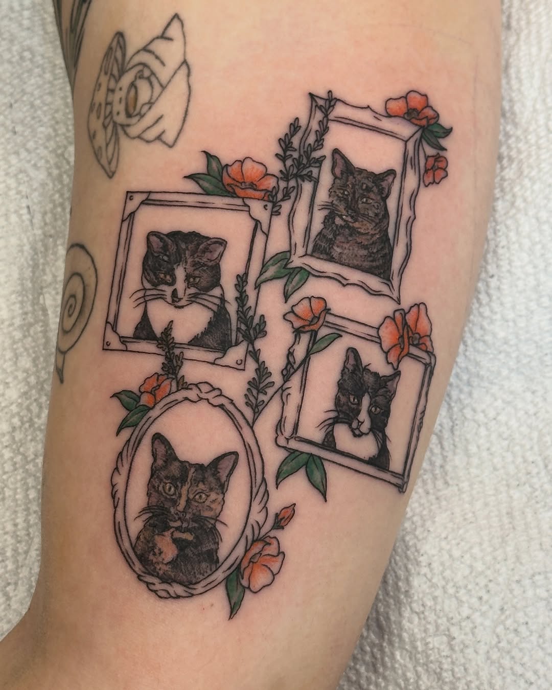 Tattoo by @gabymariatattoo — black_and_grey