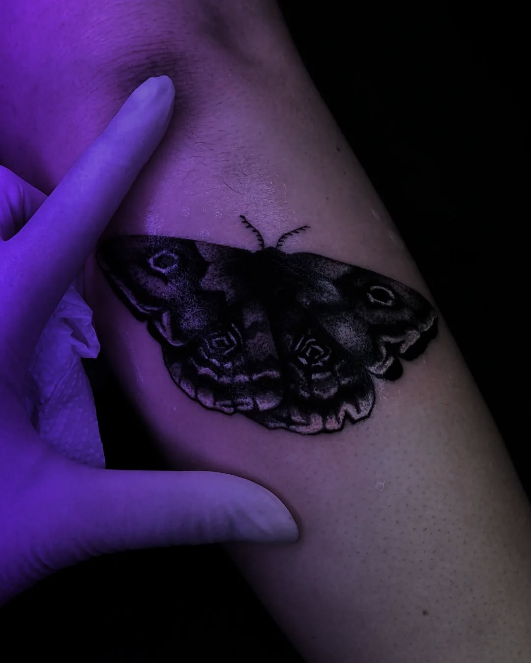 Tattoo by @anaink.ttt β realism, black_and_grey