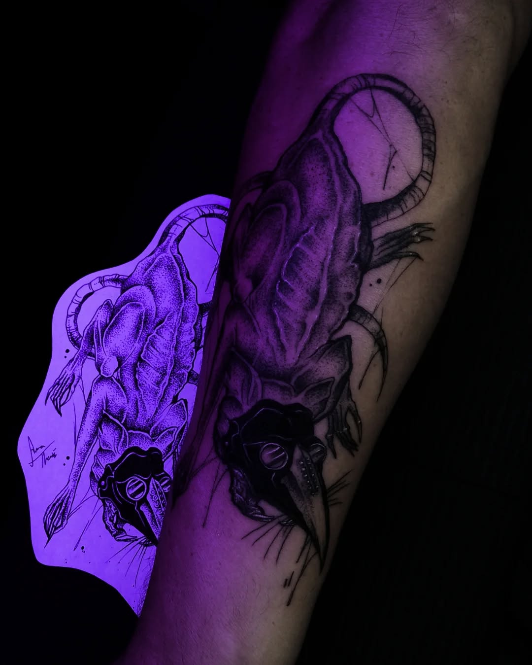 Tattoo by @anaink.ttt β black_and_grey, dotwork