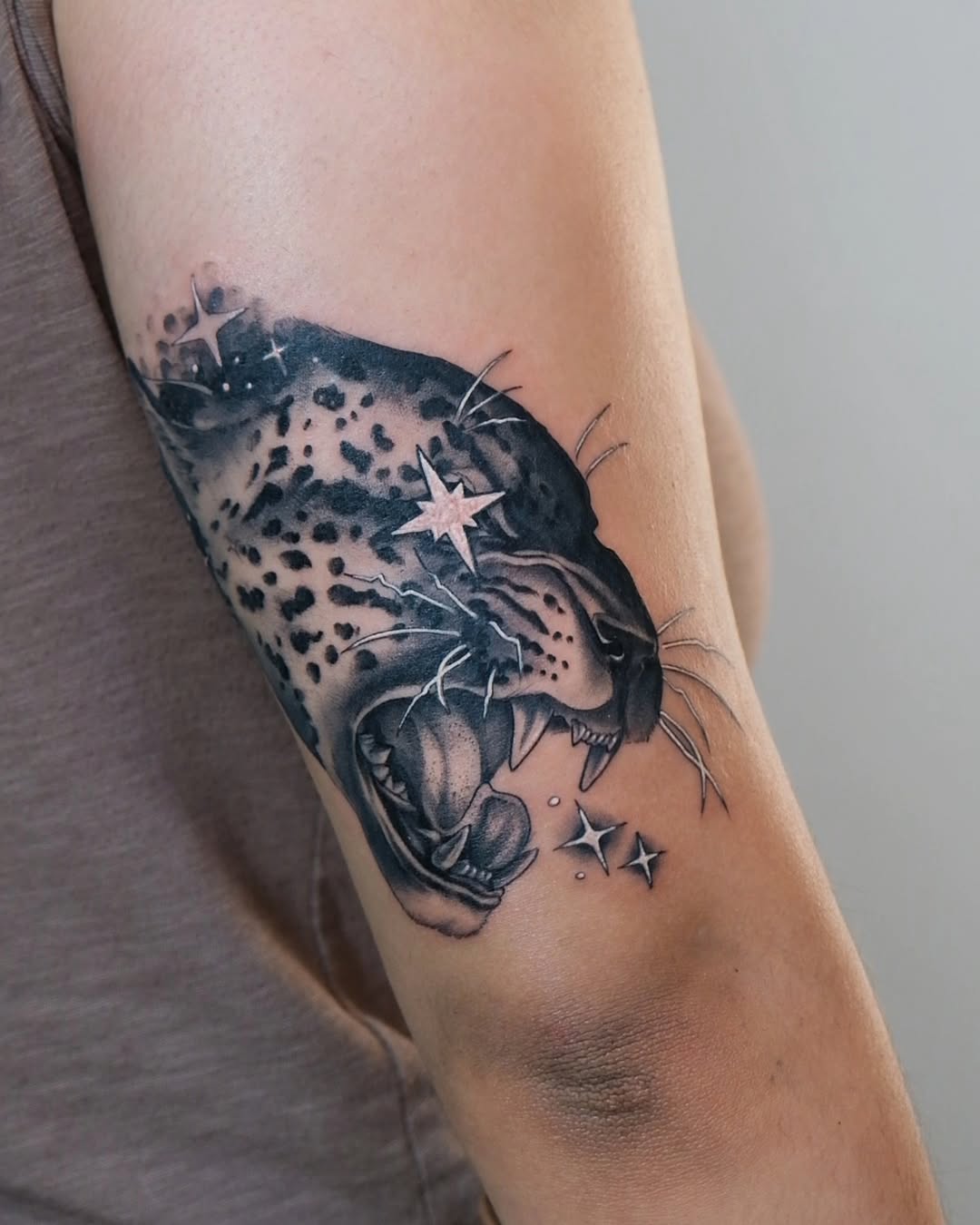 Tattoo by @graywashtash — black_and_grey