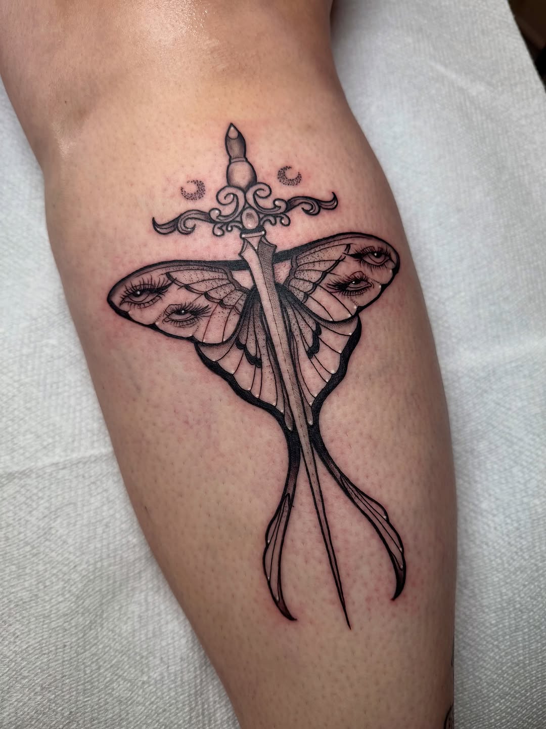 Tattoo by @urmomtat2 — black_and_grey, fine_line