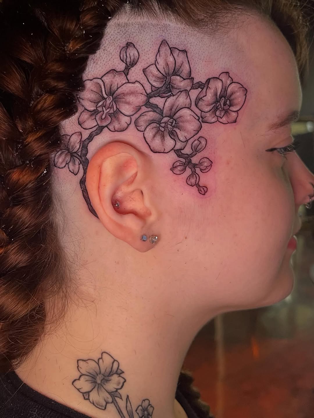 Tattoo by @alandapanda — fine_line, black_and_grey