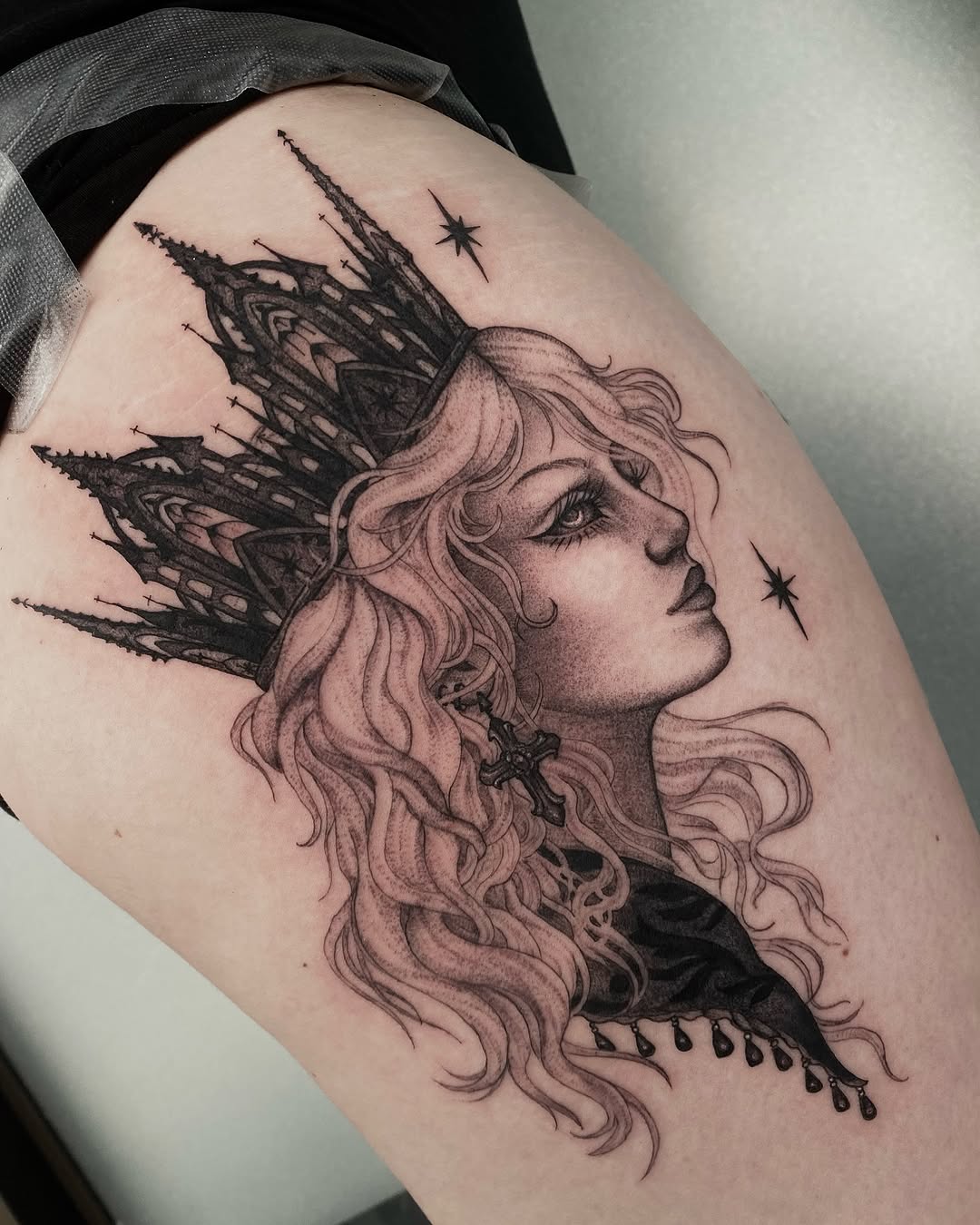 Tattoo by @meluusiine — black_and_grey, realism