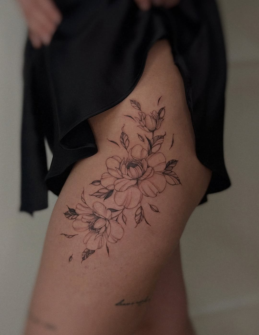 Tattoo by @olha.tattoo โ fine_line