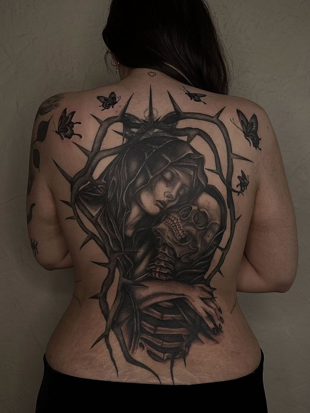 Tattoo by @b4dpain β black_and_grey, dark_realism
