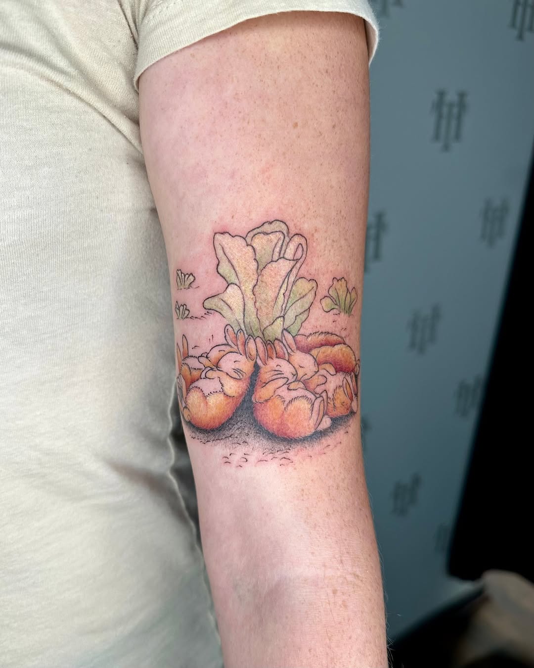 Tattoo by @therubygore โ illustrative, watercolor