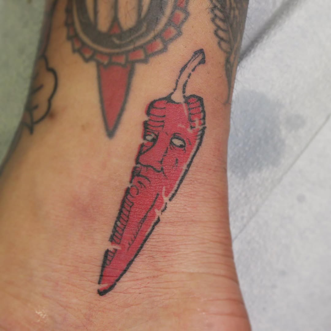 Tattoo by @jefe.ink โ american_traditional