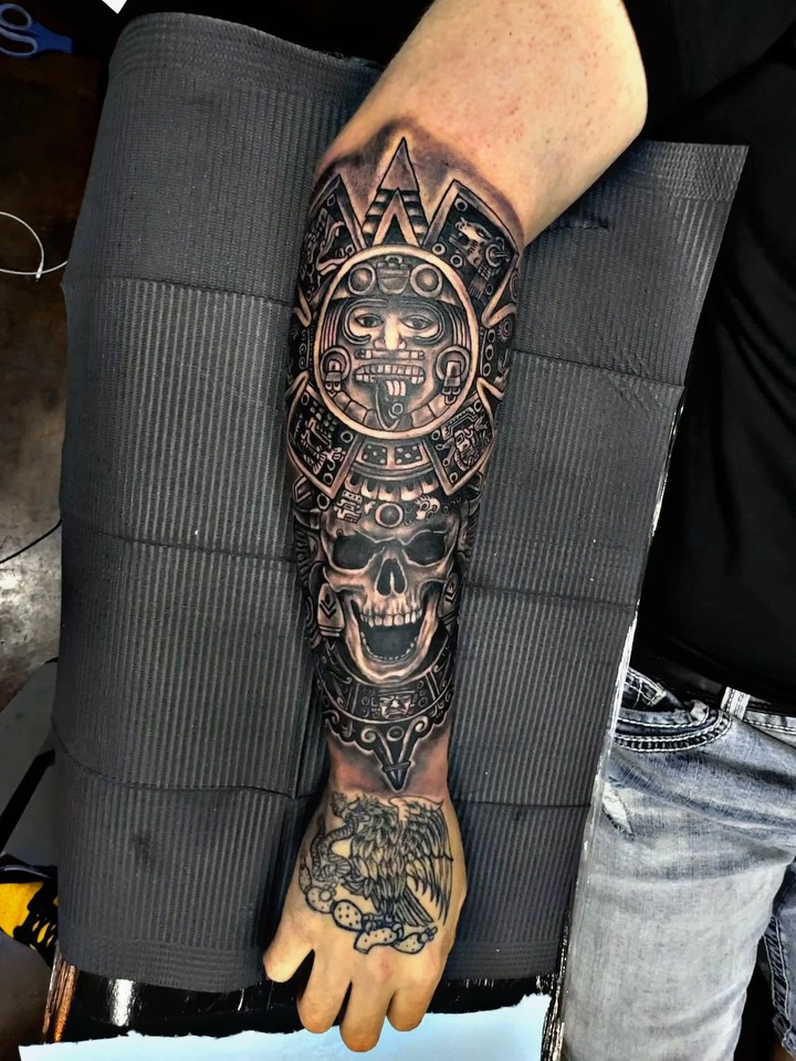 Tattoo by @tattsby0b — black_and_grey, realism