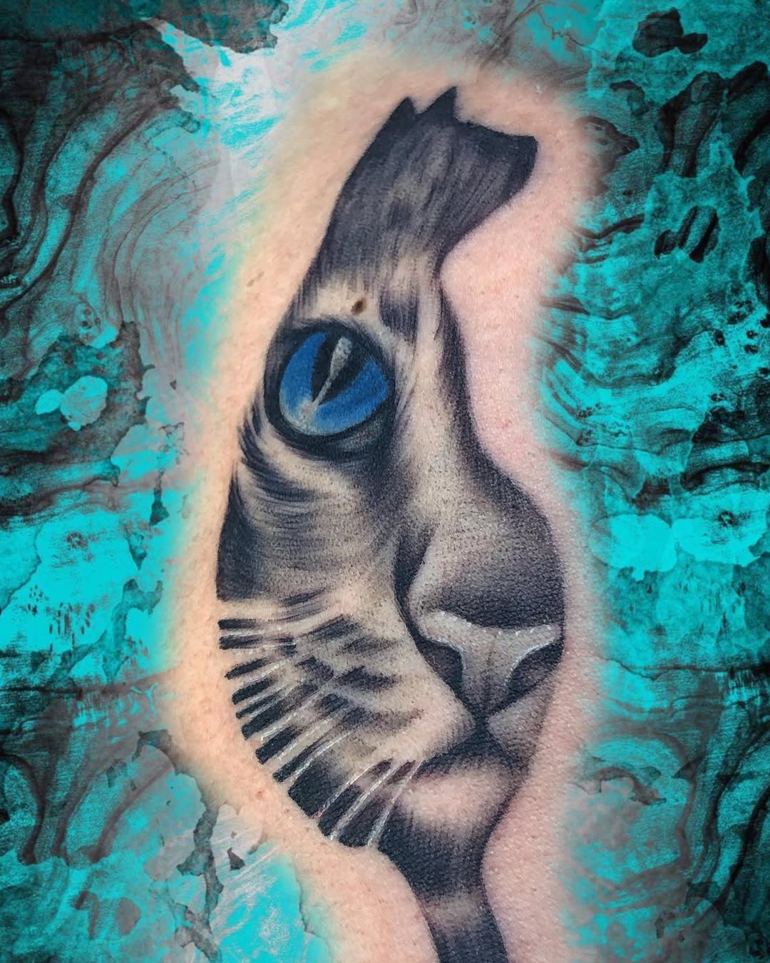 Tattoo by @chautattoo_ โ realism