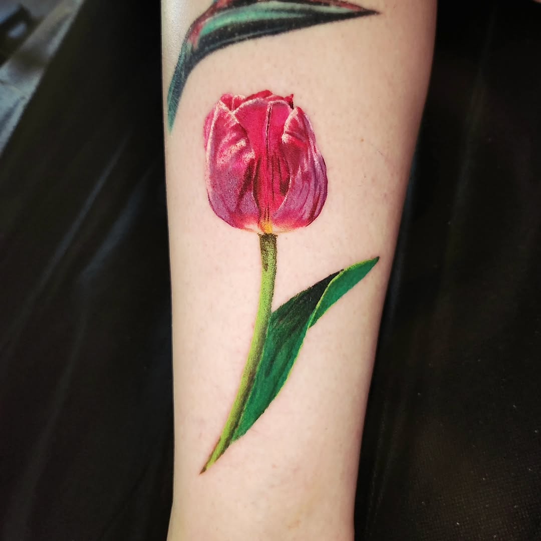 Tattoo by @bongobodyart — realism, fine_line