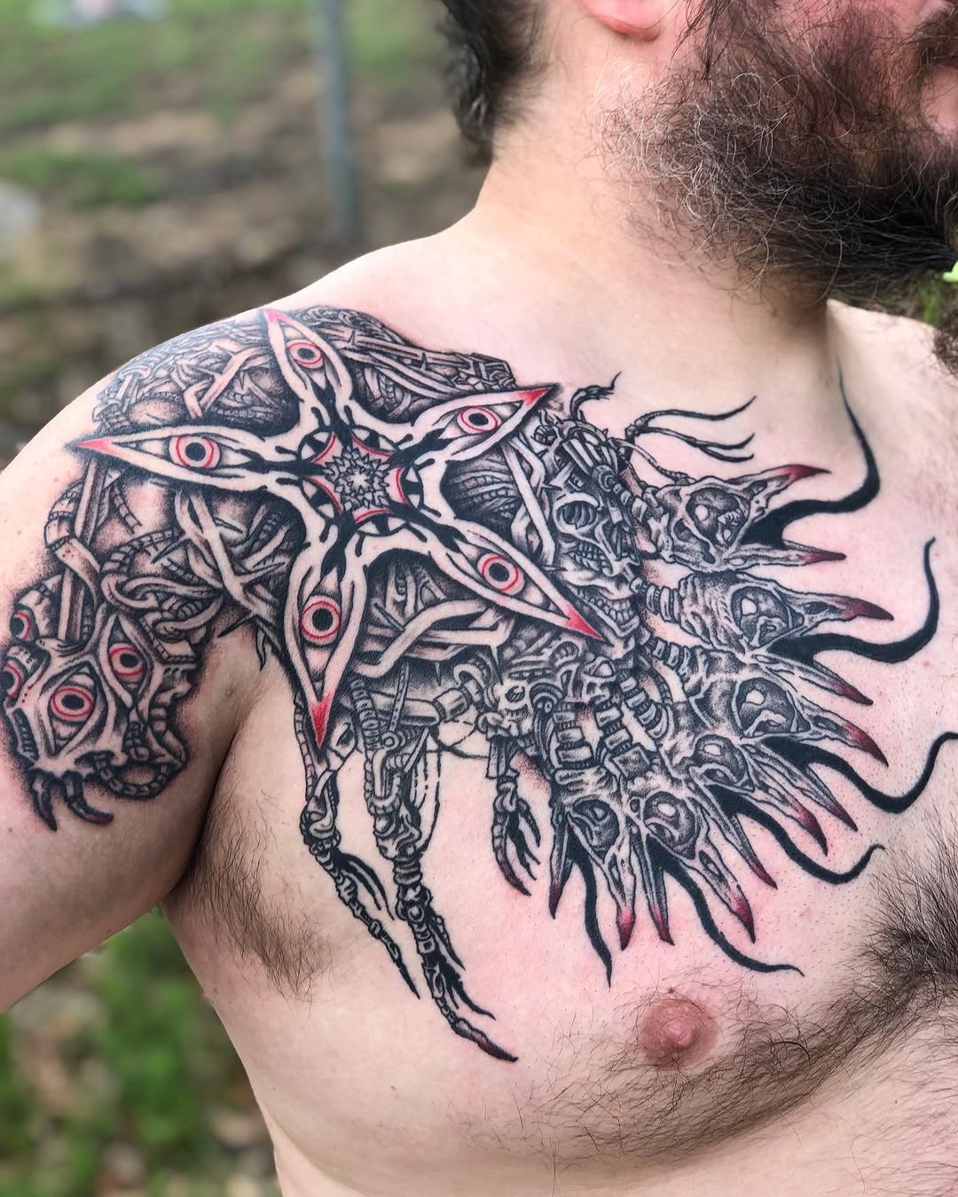Tattoo by @_zaddy_taddy_ โ blackwork, illustrative