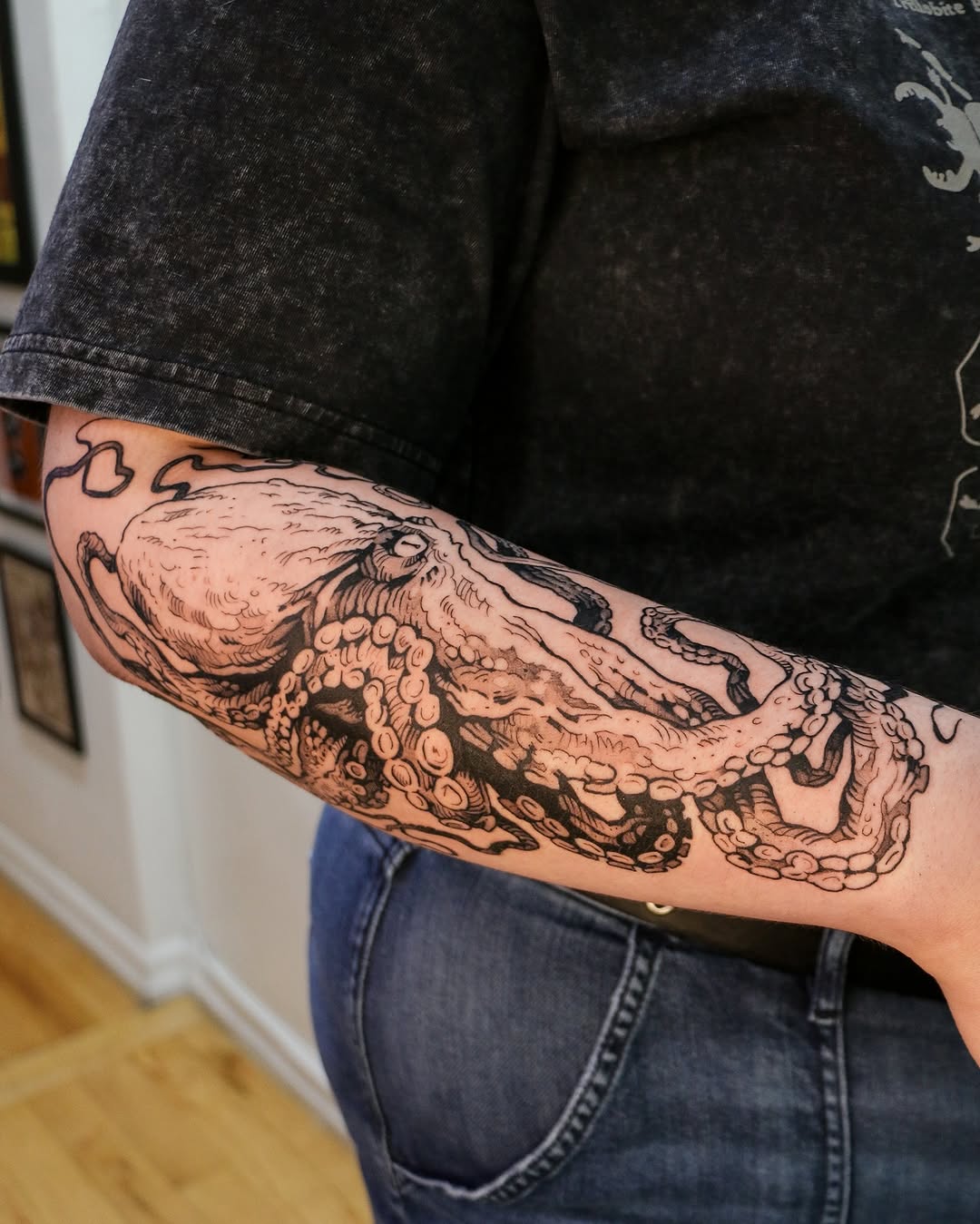 Tattoo by @baldpeaches — black_and_grey, illustrative