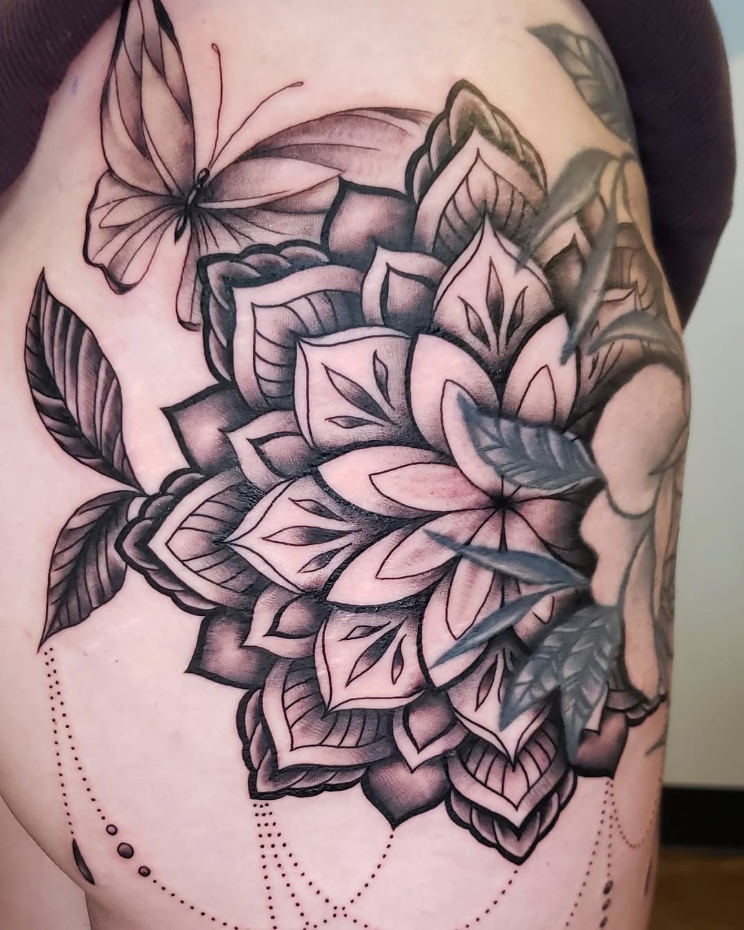 Tattoo by @stevengehlsen — geometric, black_and_grey