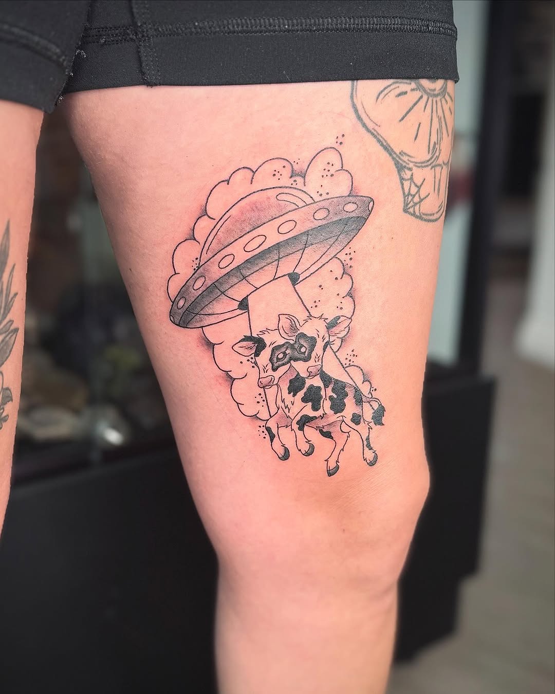 Tattoo by @astrearomerotattoos β new_school