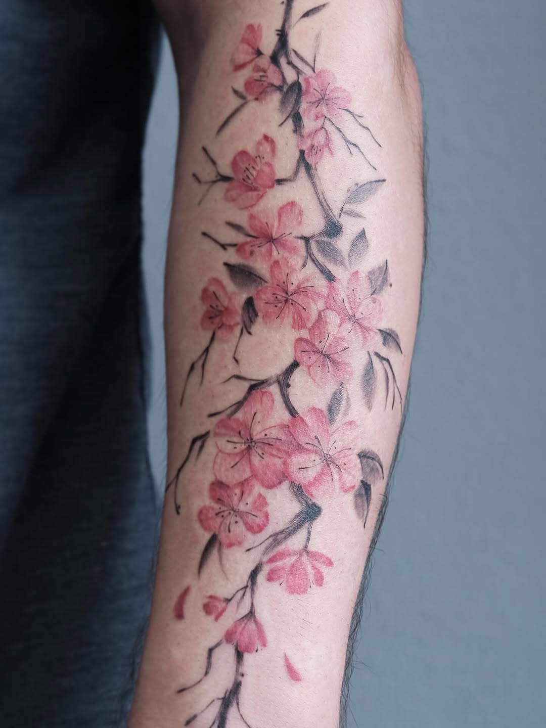 Tattoo by @apes.ttt โ watercolor, fine_line