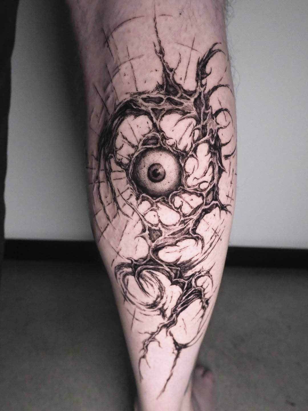 Tattoo by @hanakaki_tattoos โ dark_realism