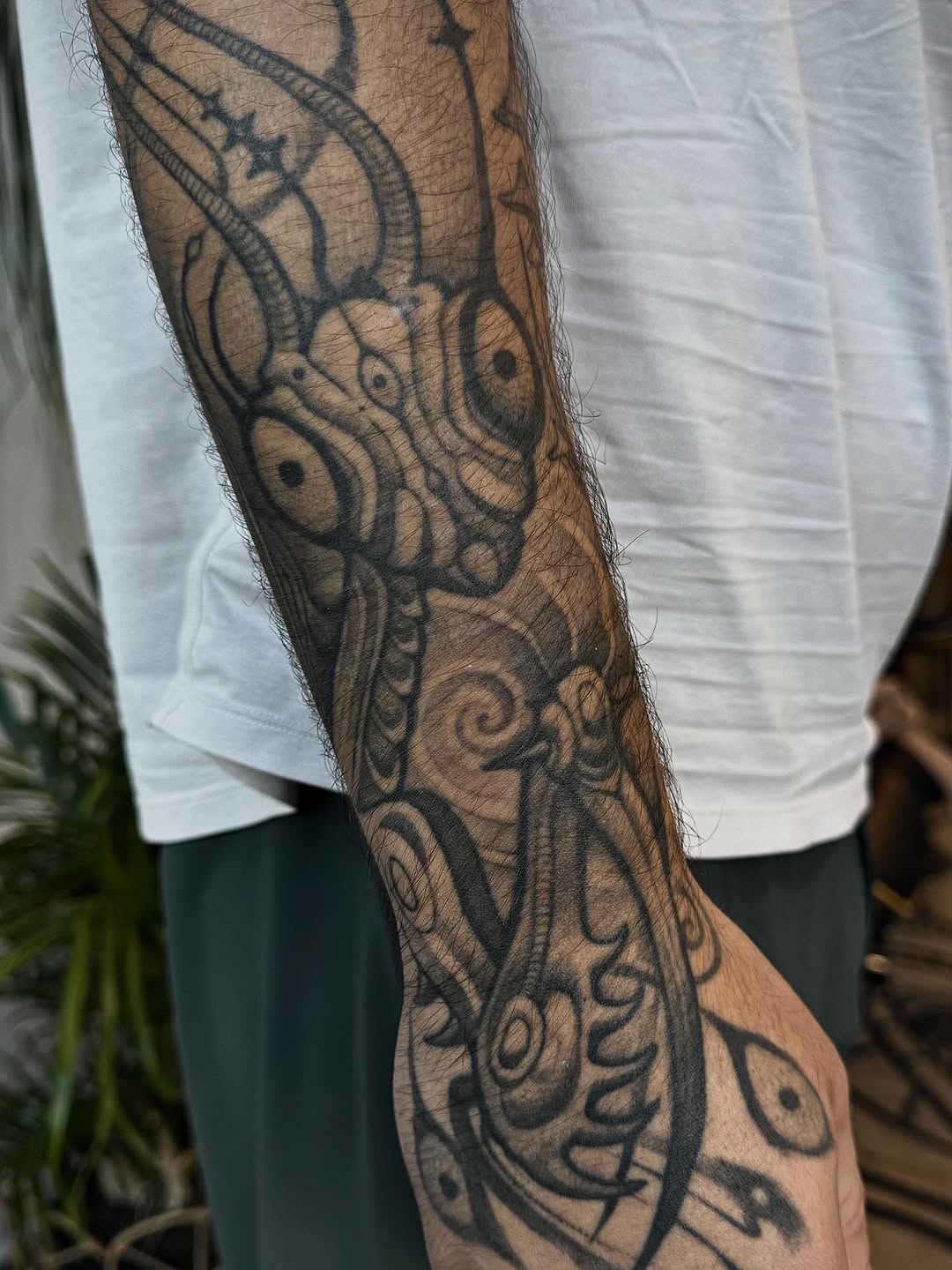 Tattoo by @samanthacastrovinci — blackwork, geometric