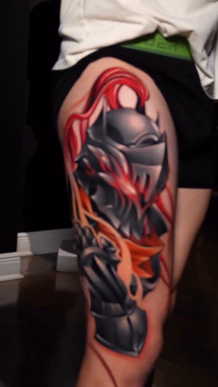 Tattoo by @amoretattooer — black_and_grey