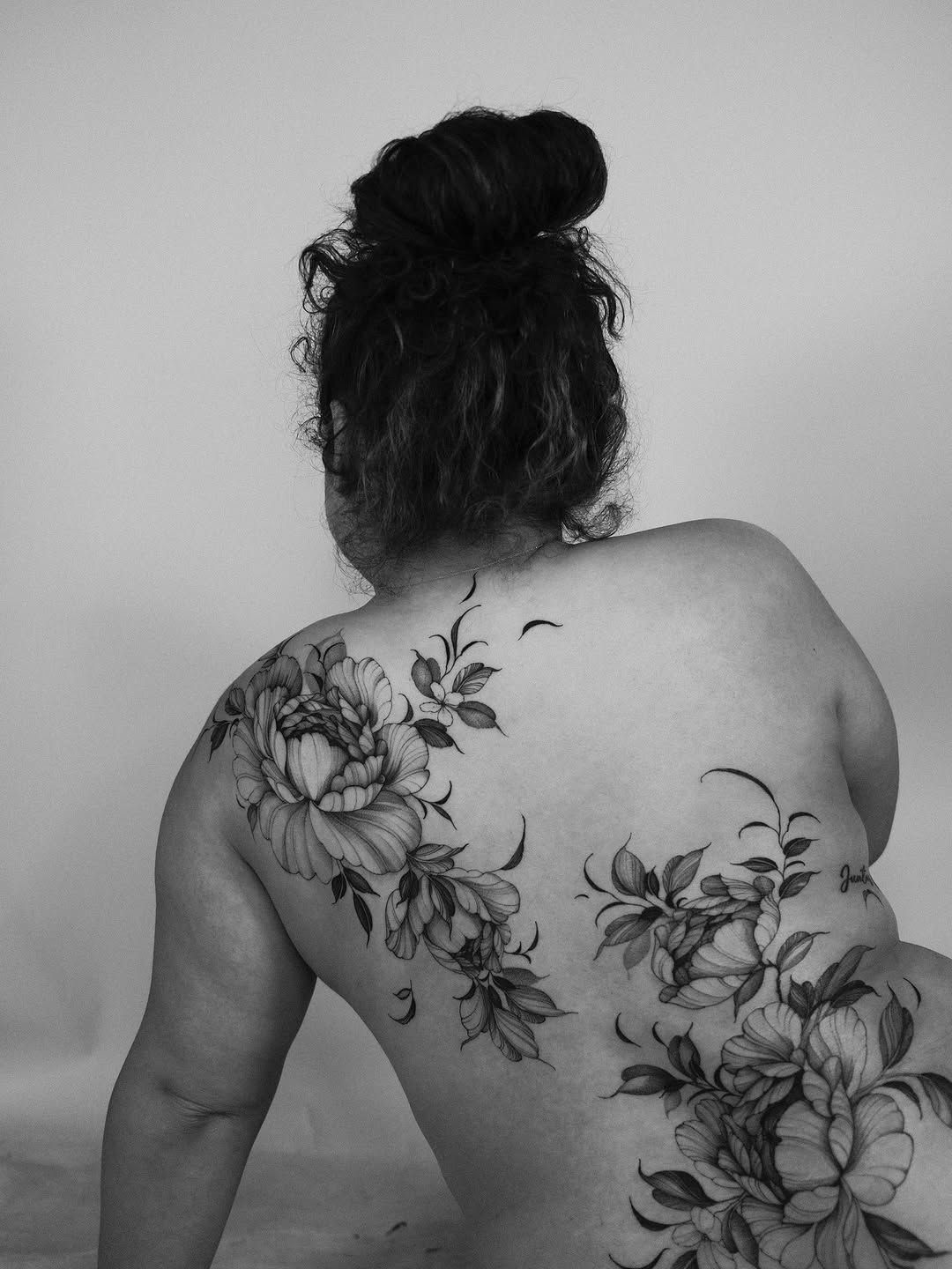 Tattoo by @lorietattoos โ black_and_grey