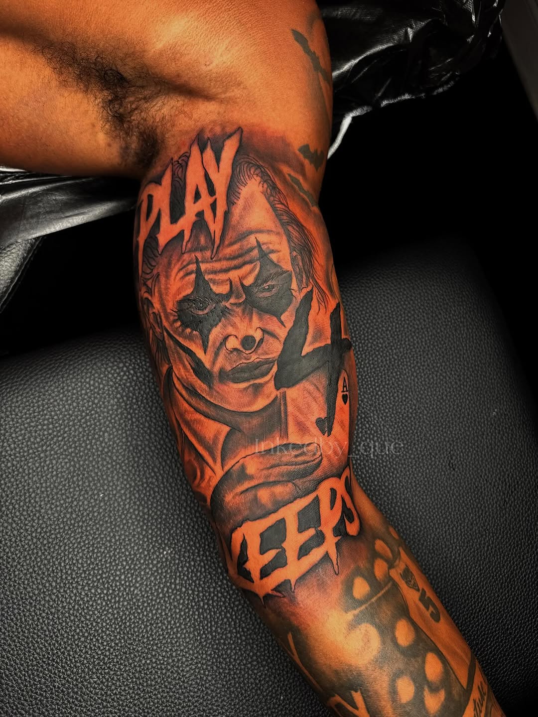Tattoo by @inkedby_que — realism, black_and_grey