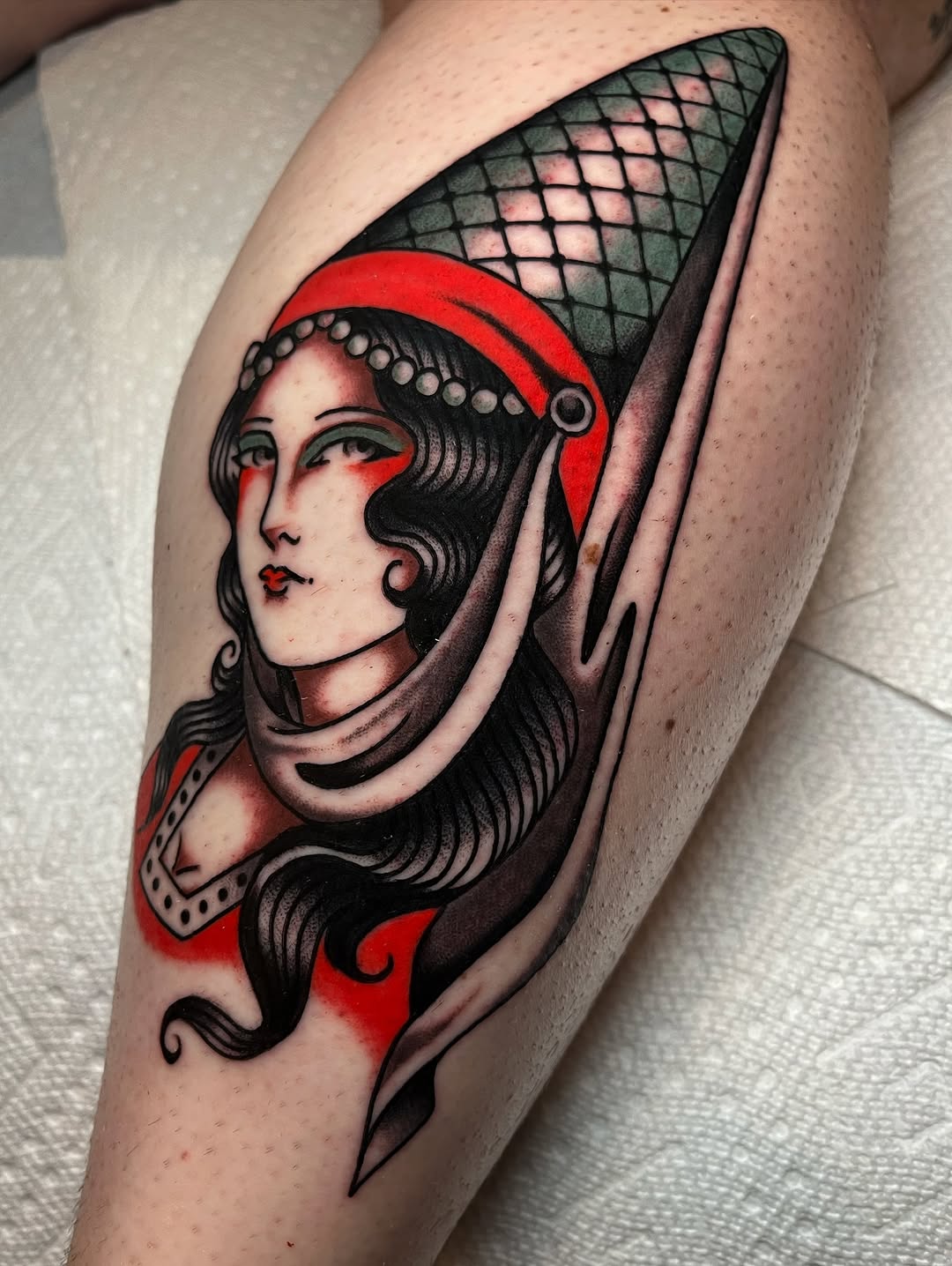 Tattoo by @katierosetattoos โ american_traditional, neo_traditional