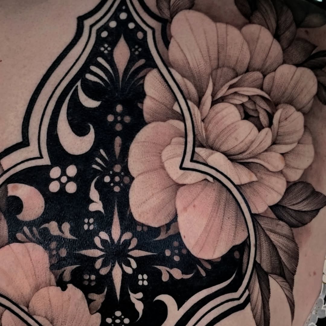 Tattoo by @mary.moss.tats — black_and_grey, ornamental