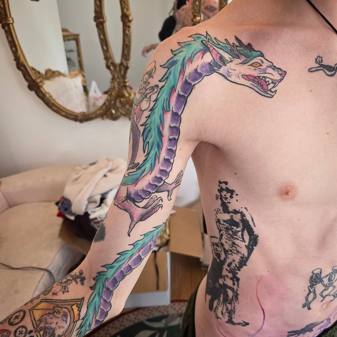 Tattoo by @bblackhoundd โ illustrative, new_school