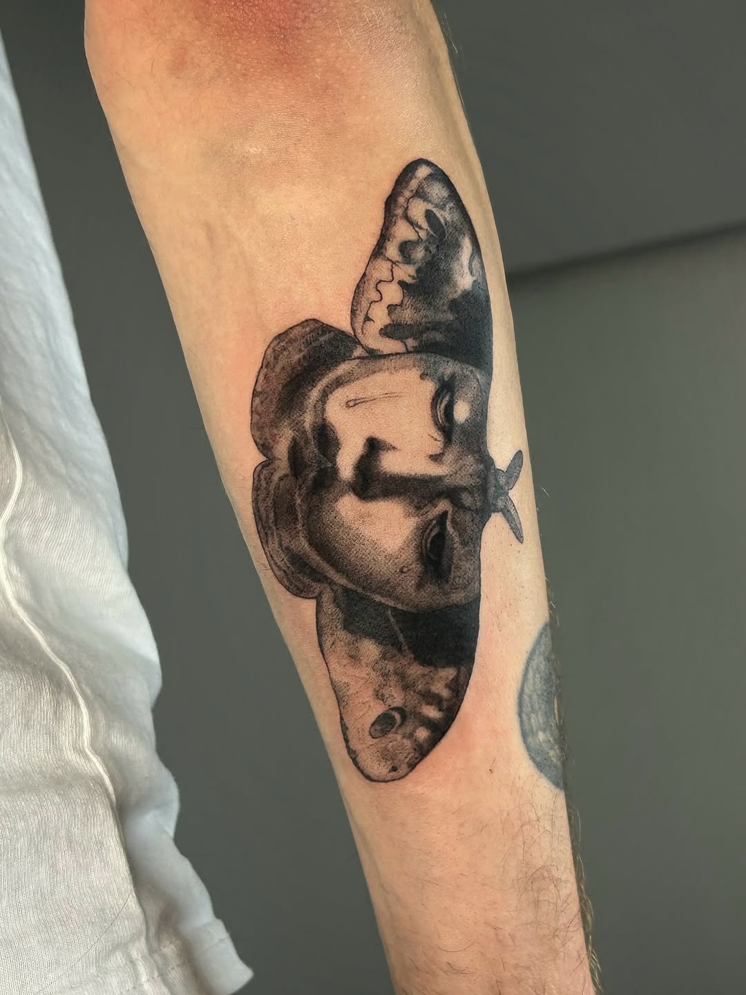 Tattoo by @hayleybayleytattoos โ black_and_grey, realism