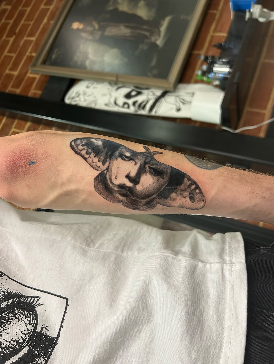 Tattoo by @hayleybayleytattoos โ realism, black_and_grey