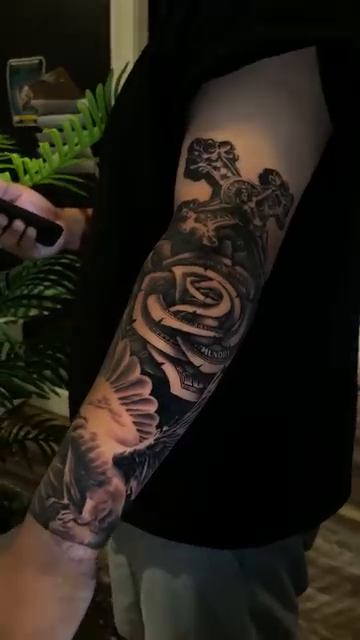 Tattoo by @tiffypxo — black_and_grey, realism