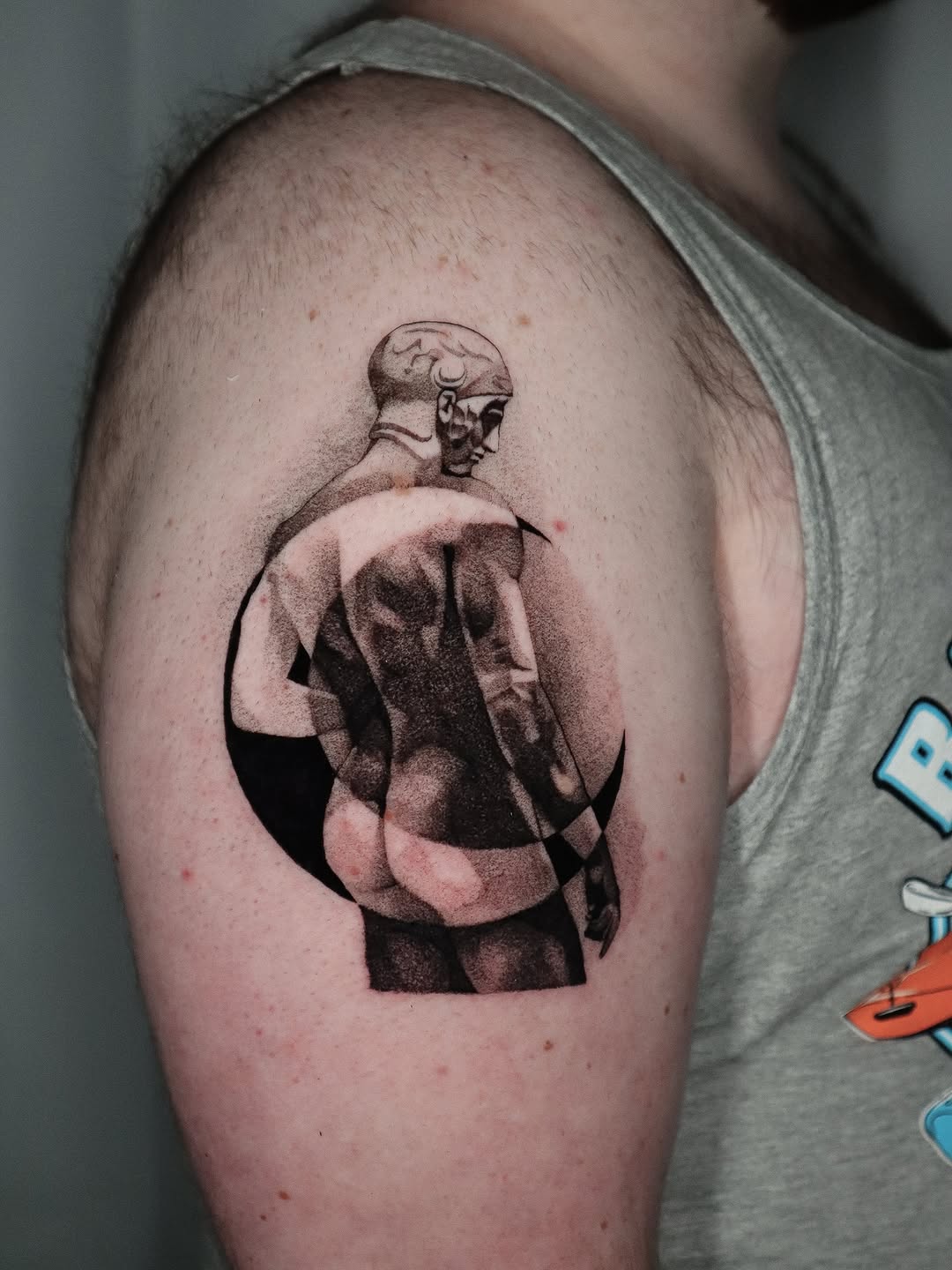 Tattoo by @_connormoon_ โ black_and_grey, illustrative