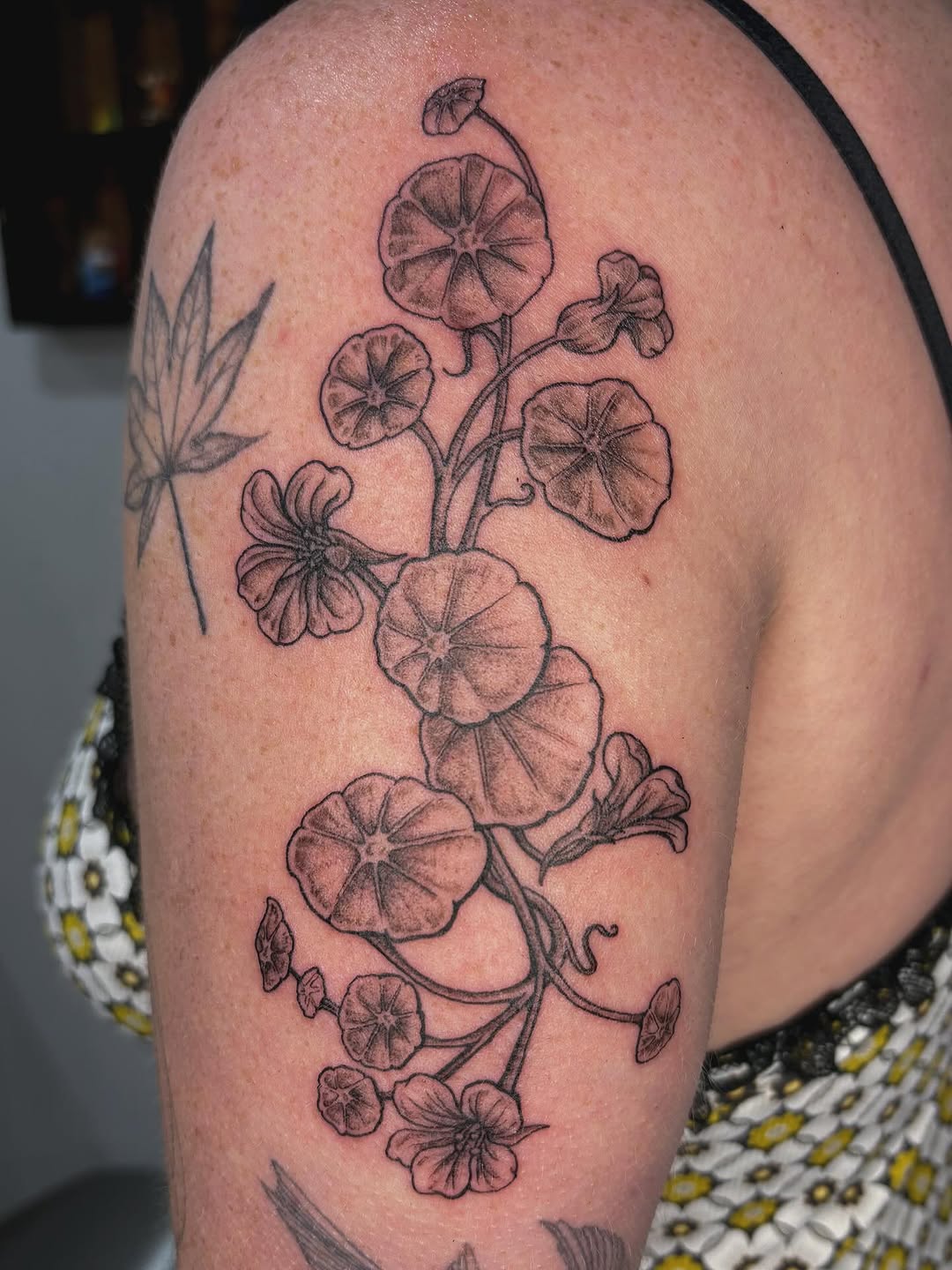 Tattoo by @allieruck_tattoos — black_and_grey, fine_line