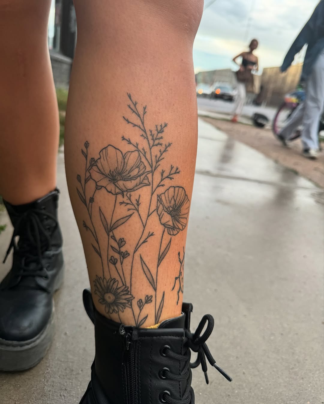Tattoo by @caitlinjanicek โ fine_line