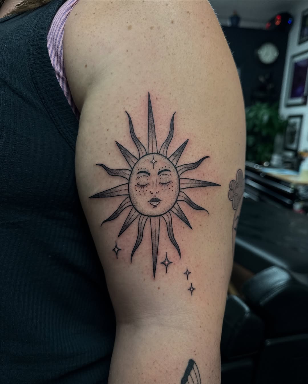 Tattoo by @caitlinjanicek โ fine_line, black_and_grey