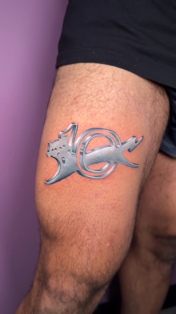 Tattoo by @melanytattoos — black_and_grey