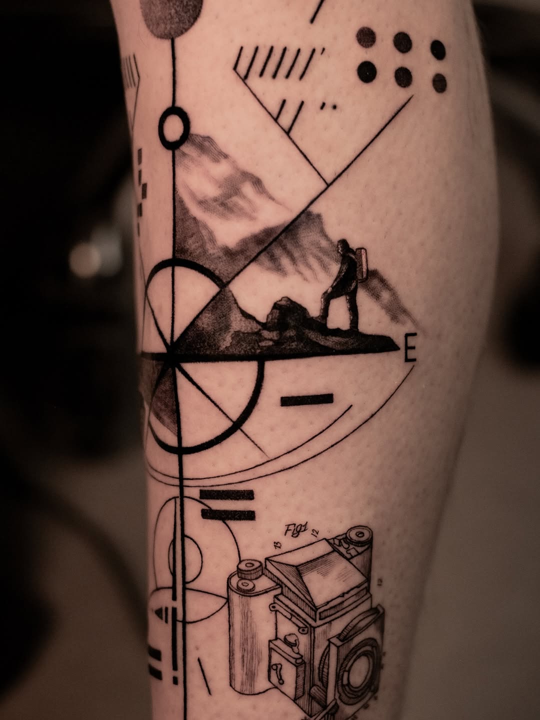 Tattoo by @markd_tattoo — geometric