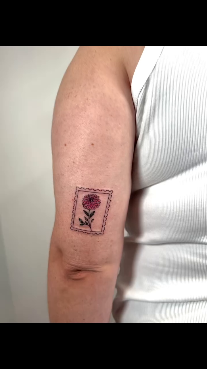 Tattoo by @naleak_tattoo — fine_line, black_and_grey