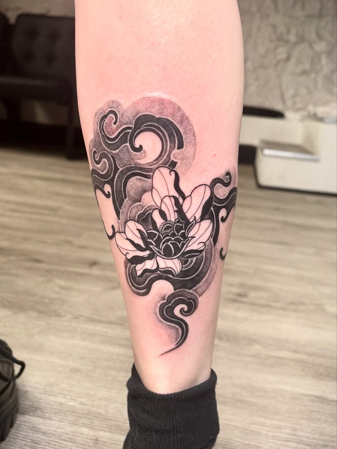 Tattoo by @amberntattoos — japanese_irezumi, dotwork