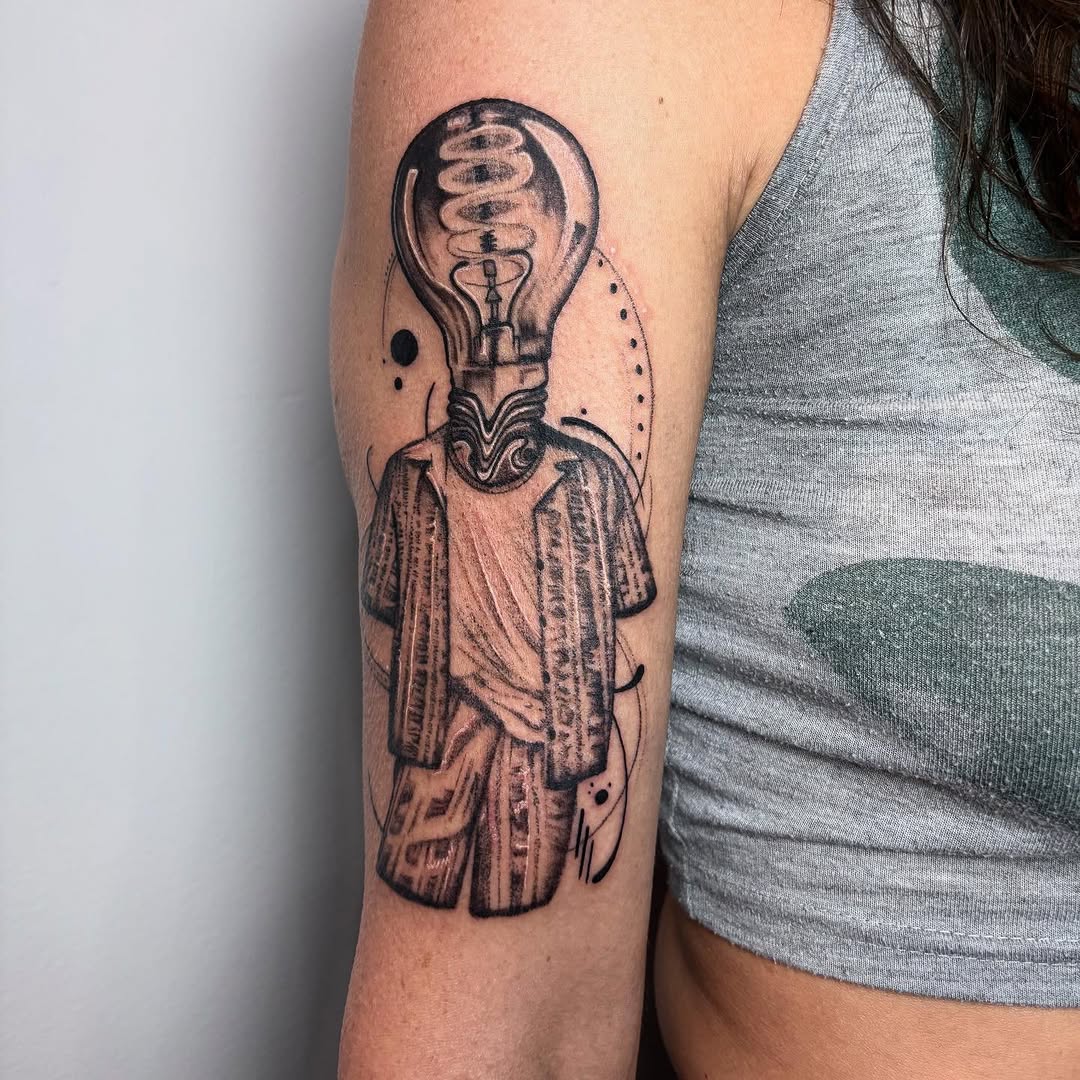 Tattoo by @elisatatts β black_and_grey