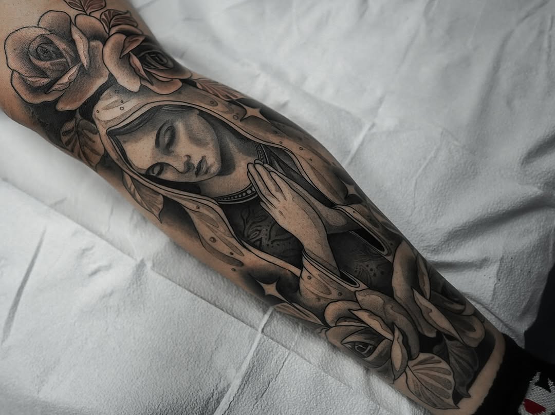 Tattoo by @jdmroxy_24 โ black_and_grey, realism