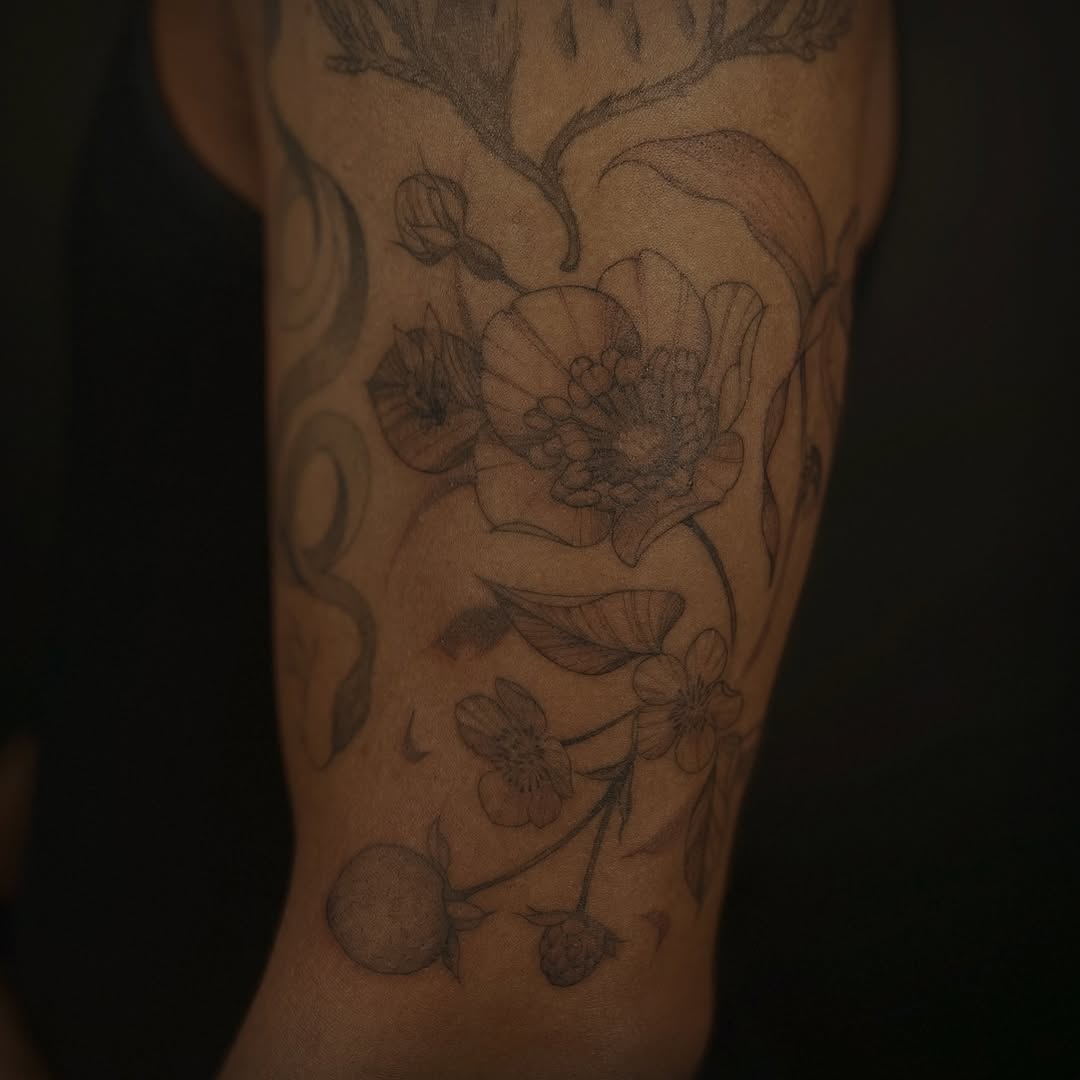 Tattoo by @cupidnegra β fine_line, black_and_grey